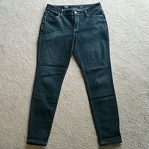 Simply Vera Mid rise Skinny Jeans Sz 8